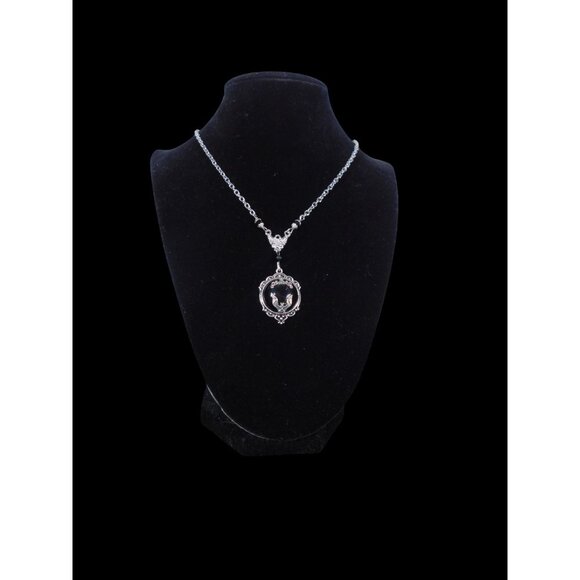 Gothic Bat Cameo Necklace Silver Black Victorian Witchcore Vampirecore NEW - Picture 3 of 9